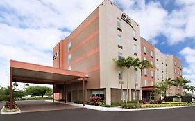 Home2 Suites By Hilton Florida City